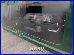 Cult Scale Models 118 Aston Martin Db5 Radford Shooting brake Model Car, Green