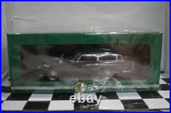 Cult Scale Models Aston Martin DB5 Harold Radford RHD 118 CML028-1