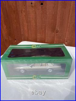 Cult-scale Models Cml153-3 Aston Martin Lagonda S2 1990 Sand Metallic 1/18 Scale