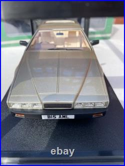 Cult-scale Models Cml153-3 Aston Martin Lagonda S2 1990 Sand Metallic 1/18 Scale