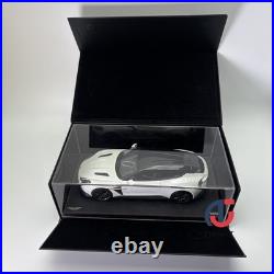 Customized 118 Aston Martin Shooting Brake Escaping White Resin Super Car Model