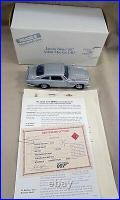 DANBURY MINT 1964 ASTON MARTIN 007 DB5 JAMES BOND 1/24 SCALE DIECAST CAR WithBOX