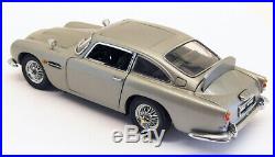 Dabury Mint 1/24 Scale 8908 The James Bond 007 Aston Martin DB5 Silver Birch