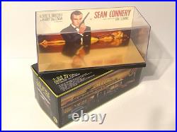 Danbury Mint 007 1964 Aston Martin DB5 + Rare Corgi Icons Sean Connery + Extras Danbury Mint 007 1964 Aston Martin DB5 + Rare Corgi Icons Sean Connery + Extras