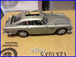 Danbury Mint 124 Scale 1964 Aston Martin DB5 Saloon James Bond, 007 Version
