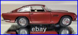 Danbury Mint 124th Scale 1964 Aston Martin DB5 Mint Condition Model