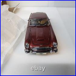 Danbury Mint 1964 Aston Martin DB5 124 Diecast NIB