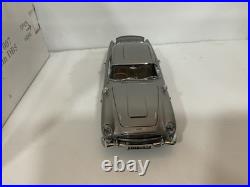 Danbury Mint 1964 Aston Martin DB5 James Bond 007 Lots Features Collectible
