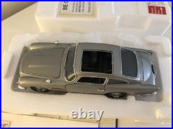 Danbury Mint 1964 Aston Martin DB5 James Bond 007 Silver 1/24 Diecast Box COA