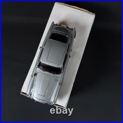 Danbury Mint 1964 Aston Martin DB5, James Bond 007 Silver 1/24 Diecast With Box