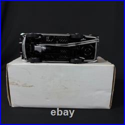 Danbury Mint 1964 Aston Martin DB5, James Bond 007 Silver 1/24 Diecast With Box Danbury Mint 1964 Aston Martin DB5, James Bond 007 Silver 1/24 Diecast With Box