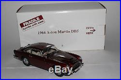 Danbury Mint 1964 Aston Martin DB5 Roadster Coupe 124 Scale Diecast Model Car