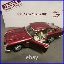 Danbury Mint, 1964 Aston Martin DB5, Special Edition, 1/24 scale model, pre-owned