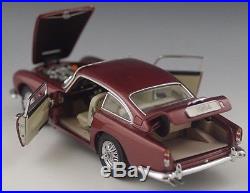 Danbury Mint 1964 Aston Martin Db5 Coupe 124 Scale Die Cast Nib