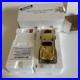 Danbury_Mint_22kt_Gold_James_Bond_007_Aston_Martin_124_Scale_IN_BOX_01_nesc