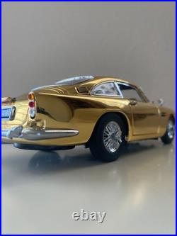 Danbury Mint James Bond 007 22kt Gold Plated Aston Martin Db5 1/24 Diecast Scale