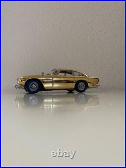 Danbury Mint James Bond 007 22kt Gold Plated Aston Martin Db5 1/24 Diecast Scale