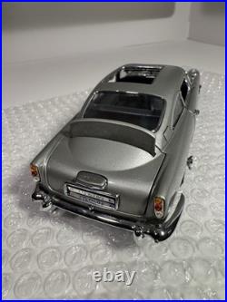 Danbury Mint James Bond 007 Aston Martin DB5 124