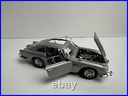 Danbury Mint James Bond 007 Aston Martin DB5, 124, Excellent, Boxed Danbury Mint James Bond 007 Aston Martin DB5, 124, Excellent, Boxed