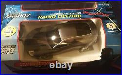 Die another day James Bond 116 scale V12 vanquish and remote control cars
