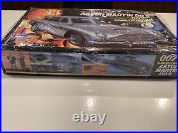 Doyusha Aston Martin DB5 James Bond 007 GOLDFINGER Model Car Kit 1/24 #07-1