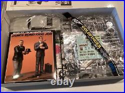 Doyusha Aston Martin DB5 James Bond 007 GOLDFINGER Model Car Kit 1/24 #07-1