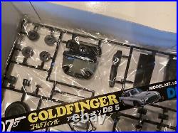 Doyusha Aston Martin DB5 James Bond 007 GOLDFINGER Model Car Kit 1/24 #07-1