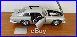 Eaglemoss 1/8 Scale Aston Martin DB5 James Bond 007 build diecast model car