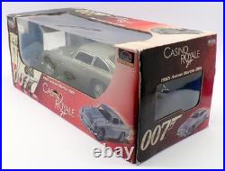 Ertl 1/18 Scale 39413 1965 Aston Martin DB5 James Bond 007 Casino Royale