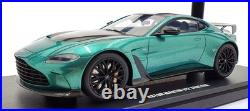 GT Spirit 1/18 Scale Resin GT922 Aston Martin V12 Vantage Racing Green