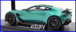 GT Spirit 1/18 Scale Resin GT922 Aston Martin V12 Vantage Racing Green