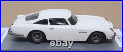 Grand Prix Models 1/43 Scale Built Kit GPM02W Aston Martin DB5 Vantage White