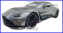 Gt Spirit Gt443 2023 Aston Martin V12 Vantage Magnetic Silver L/e 118 Scale