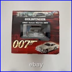 JOYRIDE JAMES BOND ASTON MARTIN DB5 GOLDFINGER 33745 GADGETS 007 1/18 scale