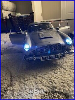 James Bond 007 Aston Martin DB5 18 Scale EAGLEMOSS Complete Works Plus 1/6 Figs