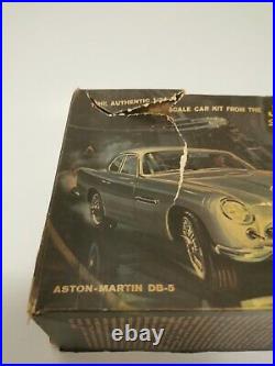 James Bond 007 Aston Martin DB-5 1/24 Scale Model Kit RARE! Vintage