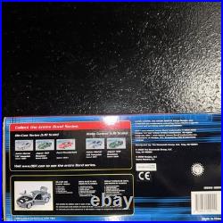 James Bond 007 Aston Martin V12 Vanquish Die Another Day 118 Scale Diecast Car