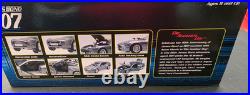 James Bond 007 Aston Martin V12 Vanquish Die Another Day 118 Scale Diecast Car