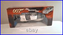James Bond 007 Die Another Day Aston Martin V12 Vanquish Silver Chrome 118 NEW