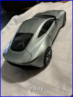 James Bond 007 Spectre Aston Martin DB10 Hot Wheels Elite 118 Scale