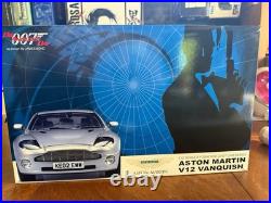 Kyosho Aston Martin V12 Vanquish 1/12 Scale James Bond 007. BRAND NEW