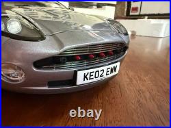 Kyosho Aston Martin V12 Vanquish 1/12 Scale James Bond 007. BRAND NEW