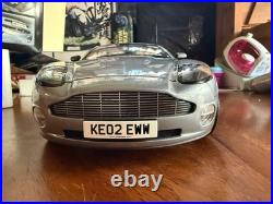 Kyosho Aston Martin V12 Vanquish 1/12 Scale James Bond 007. BRAND NEW
