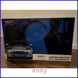 Kyosho Aston Martin V12 Vanquish James Bond 007 112 Scale Die Cast Car with Box