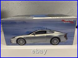 Kyosho Aston Martin V12 Vanquish James Bond 007 112 Scale Die Cast Car with Box