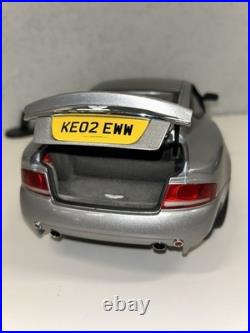 Kyosho Aston Martin V12 Vanquish James Bond 007 112 Scale Die Cast Car with Box
