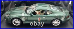 Maisto 1/18 Scale Dicast 36880 Aston Martin DB7 Vantage Green Maisto 1/18 Scale Dicast 36880 Aston Martin DB7 Vantage Green