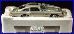 Model James Bond 007 Aston Martin DB5 Replica 124 New in Box Model James Bond 007 Aston Martin DB5 Replica 124 New in Box