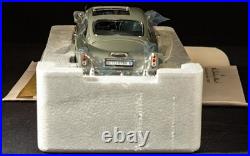 Model James Bond 007 Aston Martin DB5 Replica 124 New in Box Model James Bond 007 Aston Martin DB5 Replica 124 New in Box