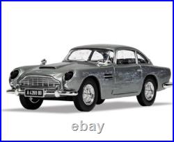 RARE SET? CORGI James Bond Aston Martin DB5 Car + Aston Martin DB5 Keyring NIB RARE SET? CORGI James Bond Aston Martin DB5 Car + Aston Martin DB5 Keyring NIB